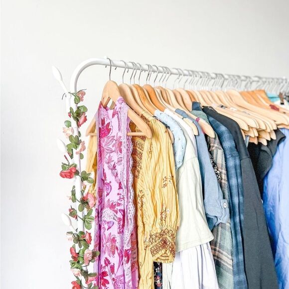 Beautiful Women’s Mystery Box - Picture 4 of 4